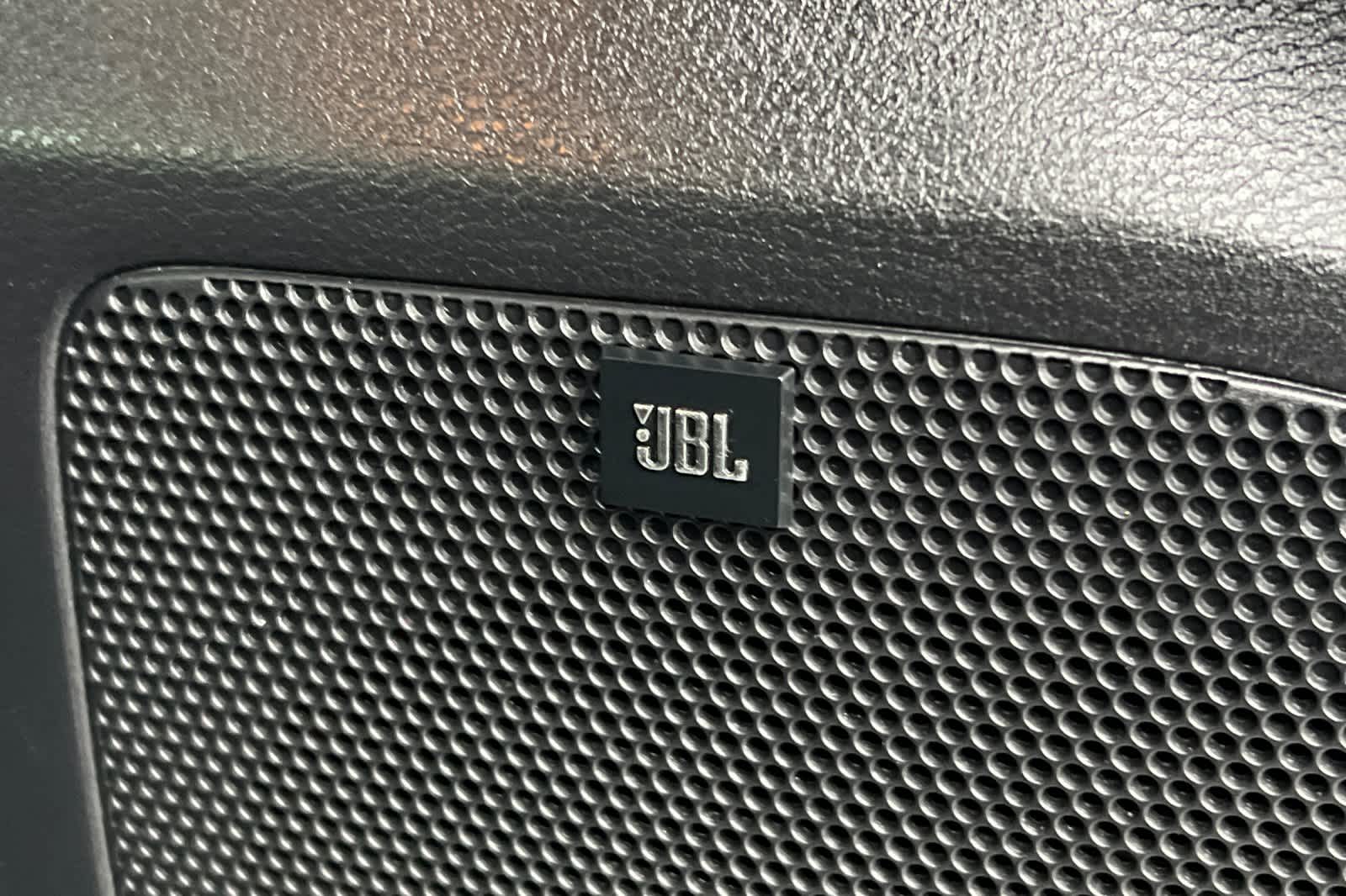 Thumbnail: 2019 Toyota Tacoma - 18