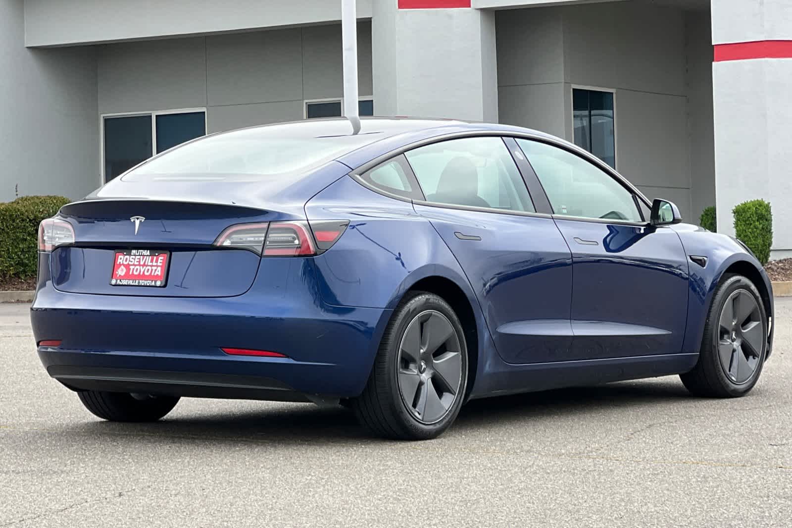 Thumbnail: 2023 Tesla Model 3 - 2