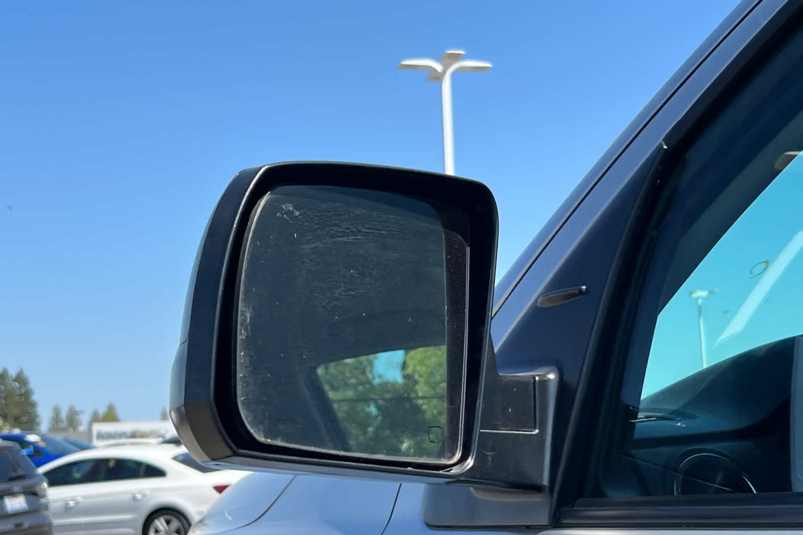 Thumbnail: 2016 Toyota Tundra - 19