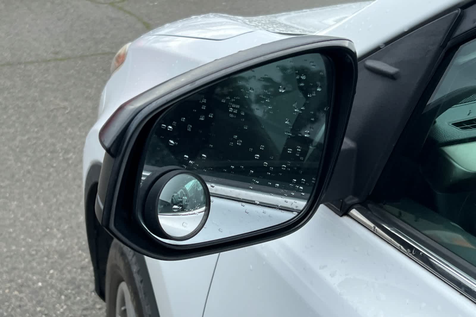 Thumbnail: 2014 Toyota RAV4 - 20