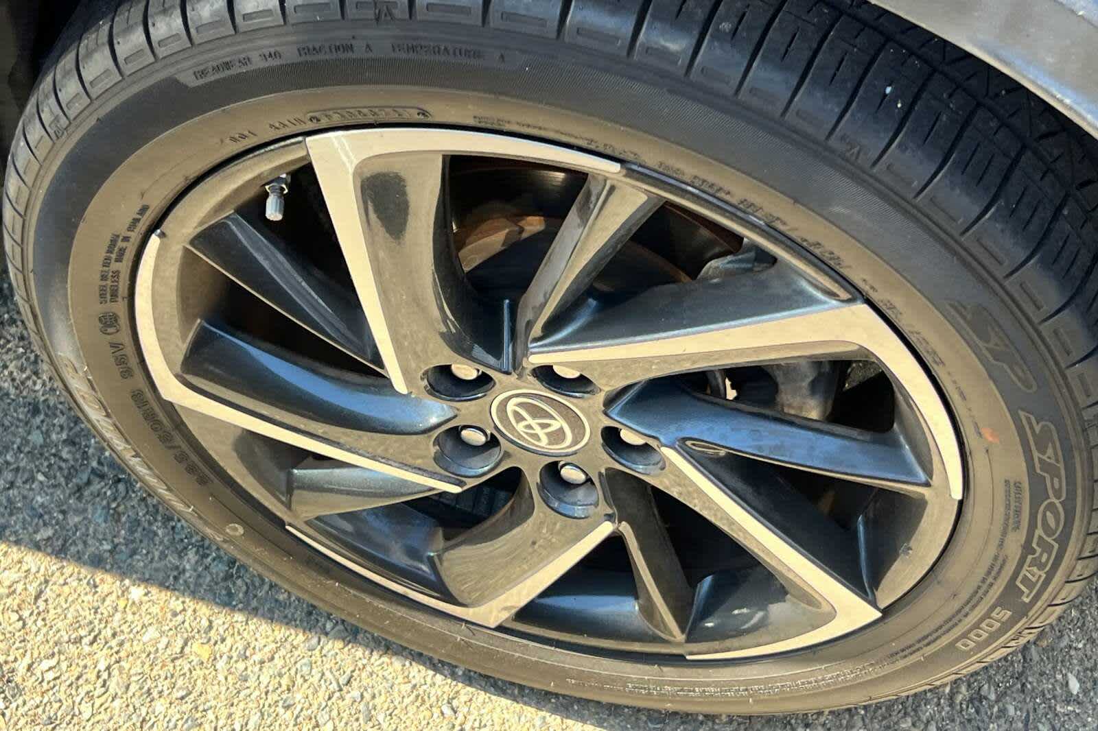 2020 Toyota C-HR Limited 18