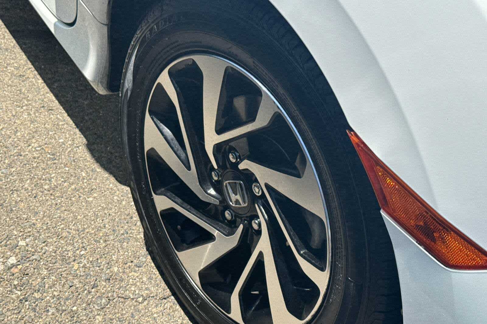 2018 Honda Civic LX 12