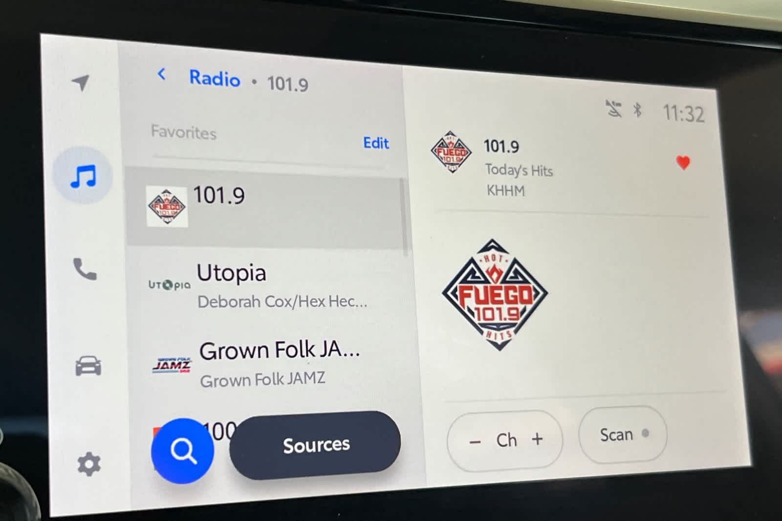 Thumbnail: 2024 Toyota RAV4 - 20