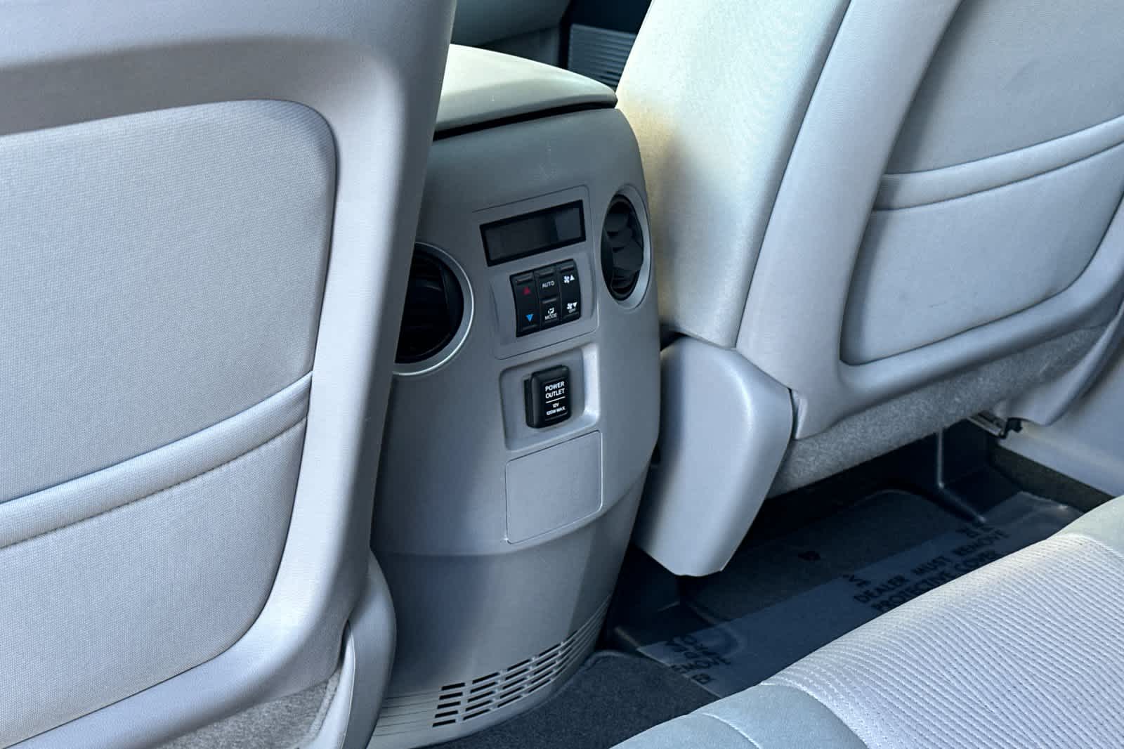 Thumbnail: 2015 Honda Pilot - 14