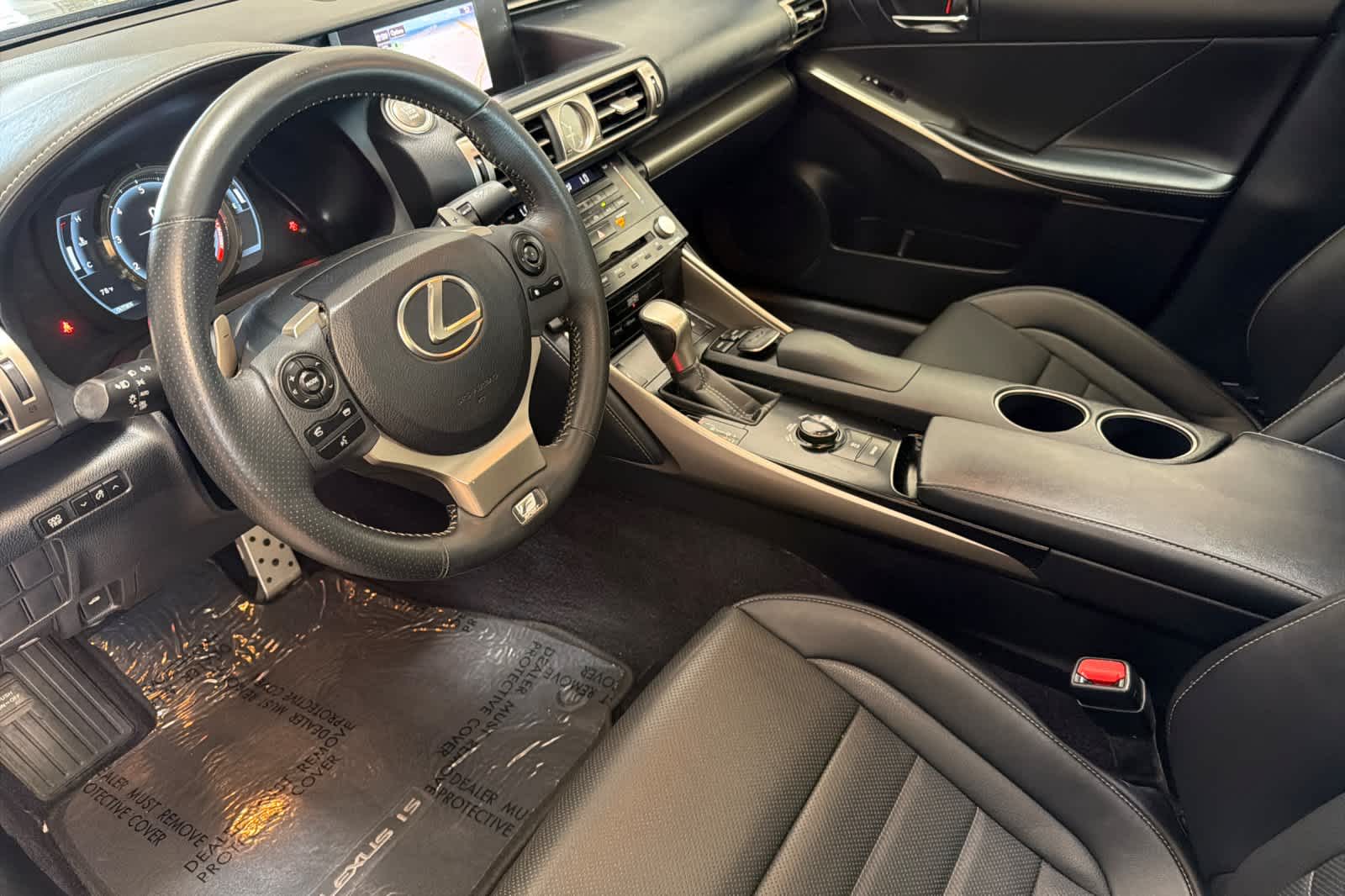 Thumbnail: 2014 Lexus IS - 11