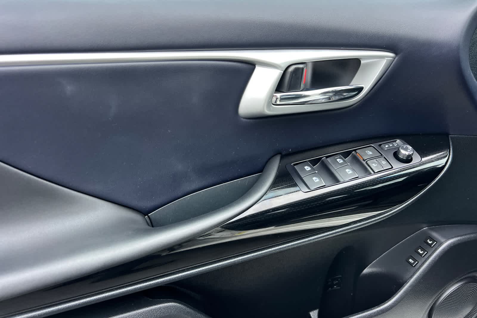 Thumbnail: 2018 Toyota Mirai - 12