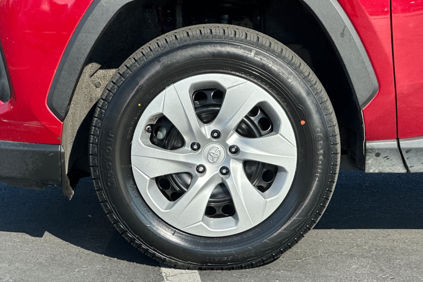 Thumbnail: 2024 Toyota RAV4 - 30