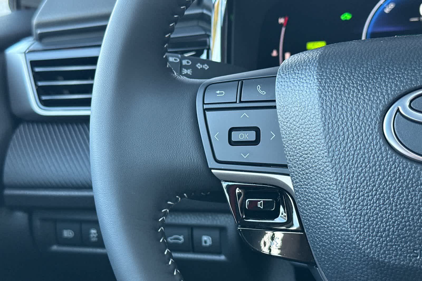 Thumbnail: 2026 Toyota Camry - 25