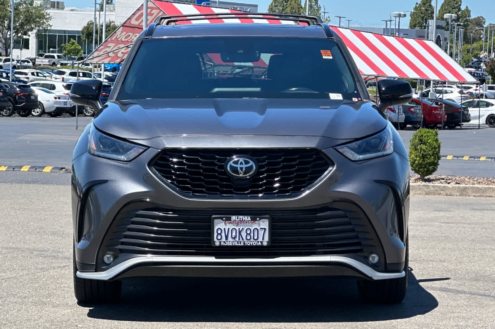 Thumbnail: 2021 Toyota Highlander - 10