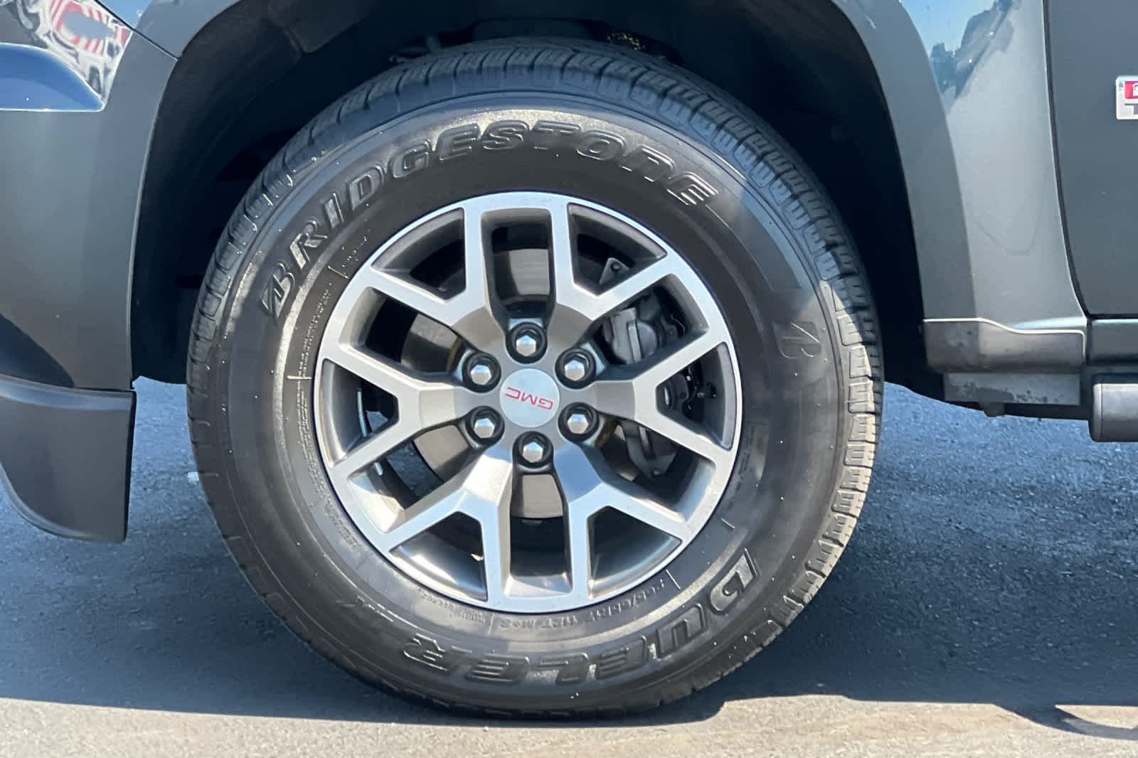 Thumbnail: 2018 GMC Canyon - 27