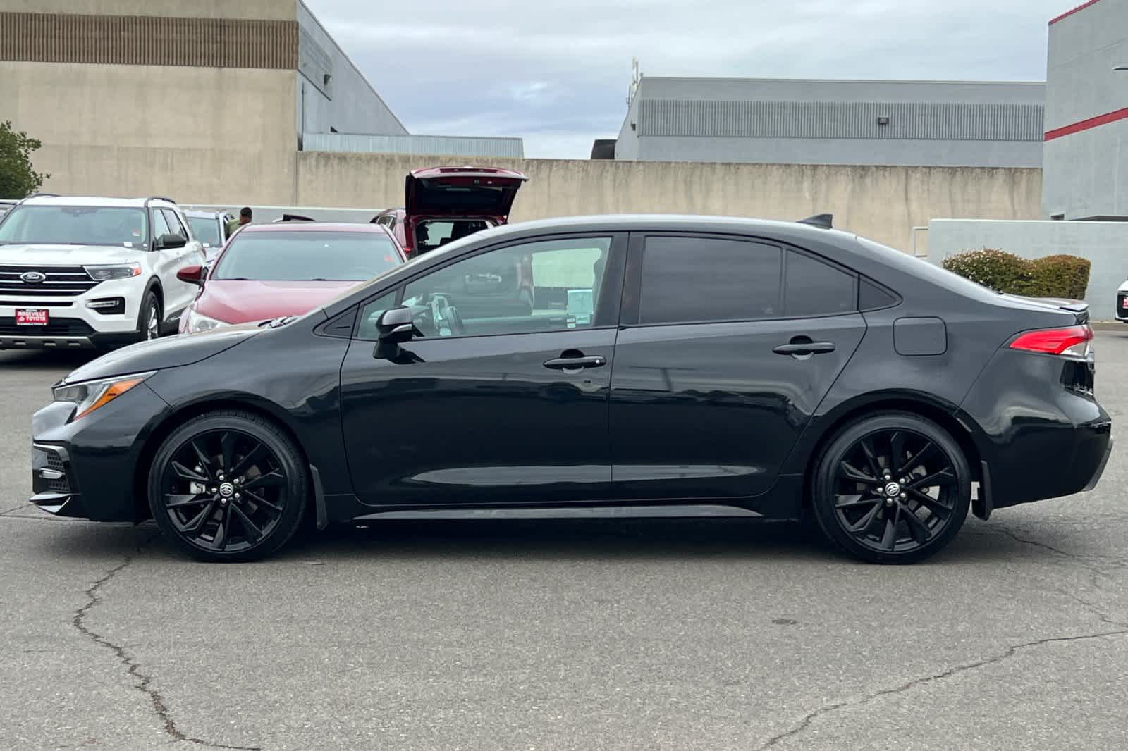 Thumbnail: 2022 Toyota Corolla - 9