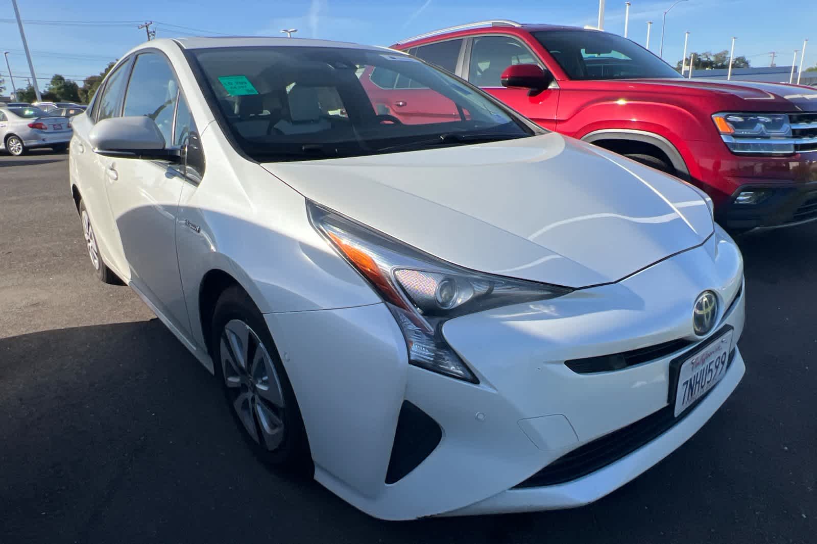 Thumbnail: 2016 Toyota Prius - 3