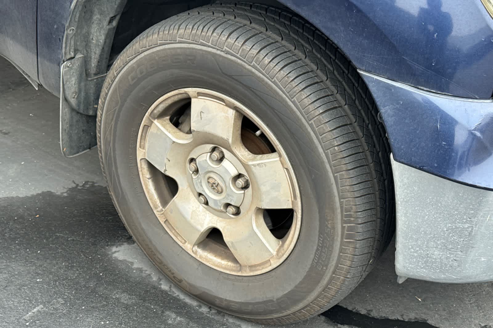 Thumbnail: 2011 Toyota Tundra - 12