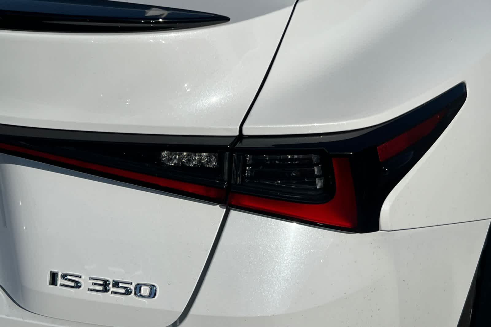 Thumbnail: 2021 Lexus IS - 17