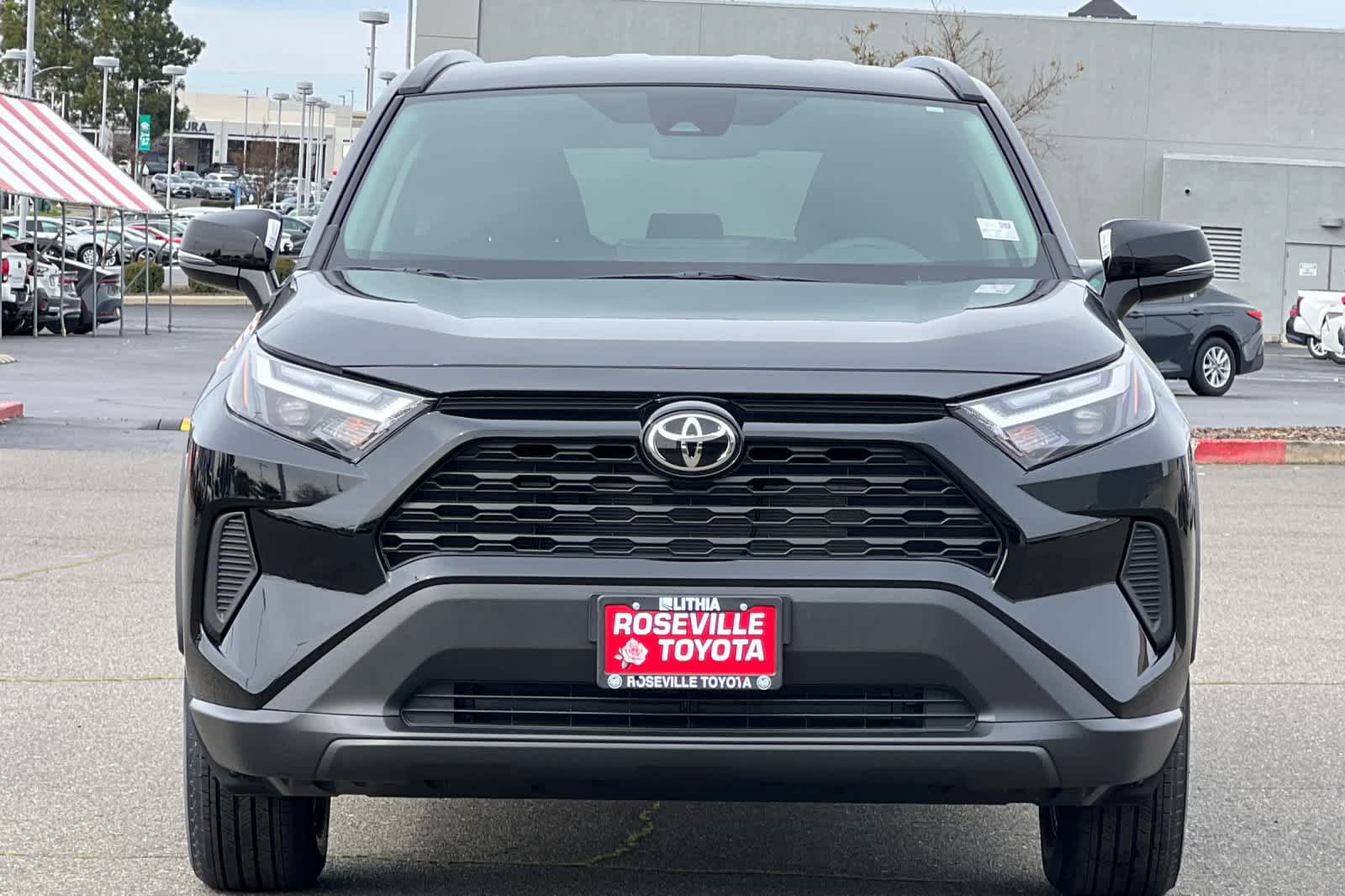 Thumbnail: 2025 Toyota RAV4 - 10