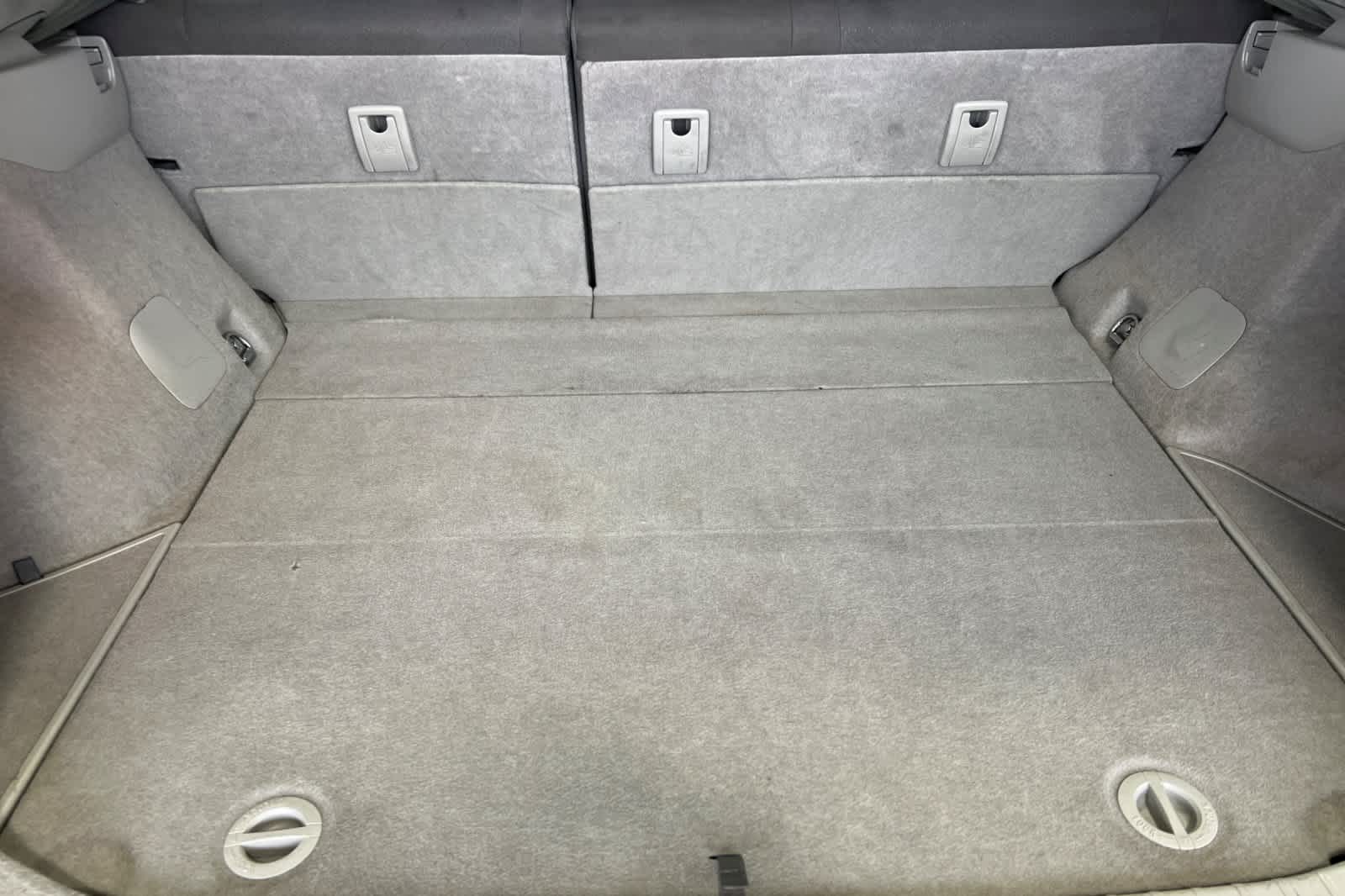 Thumbnail: 2015 Toyota Prius - 15