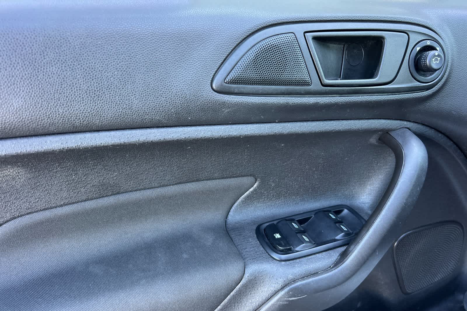 Thumbnail: 2019 Ford Fiesta - 12