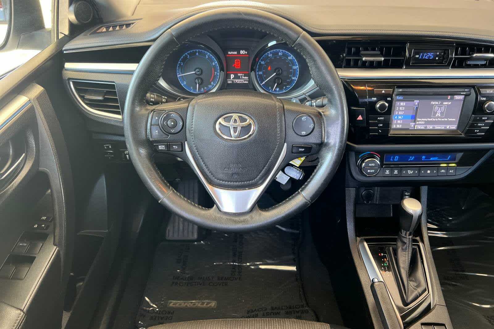 Thumbnail: 2015 Toyota Corolla - 14