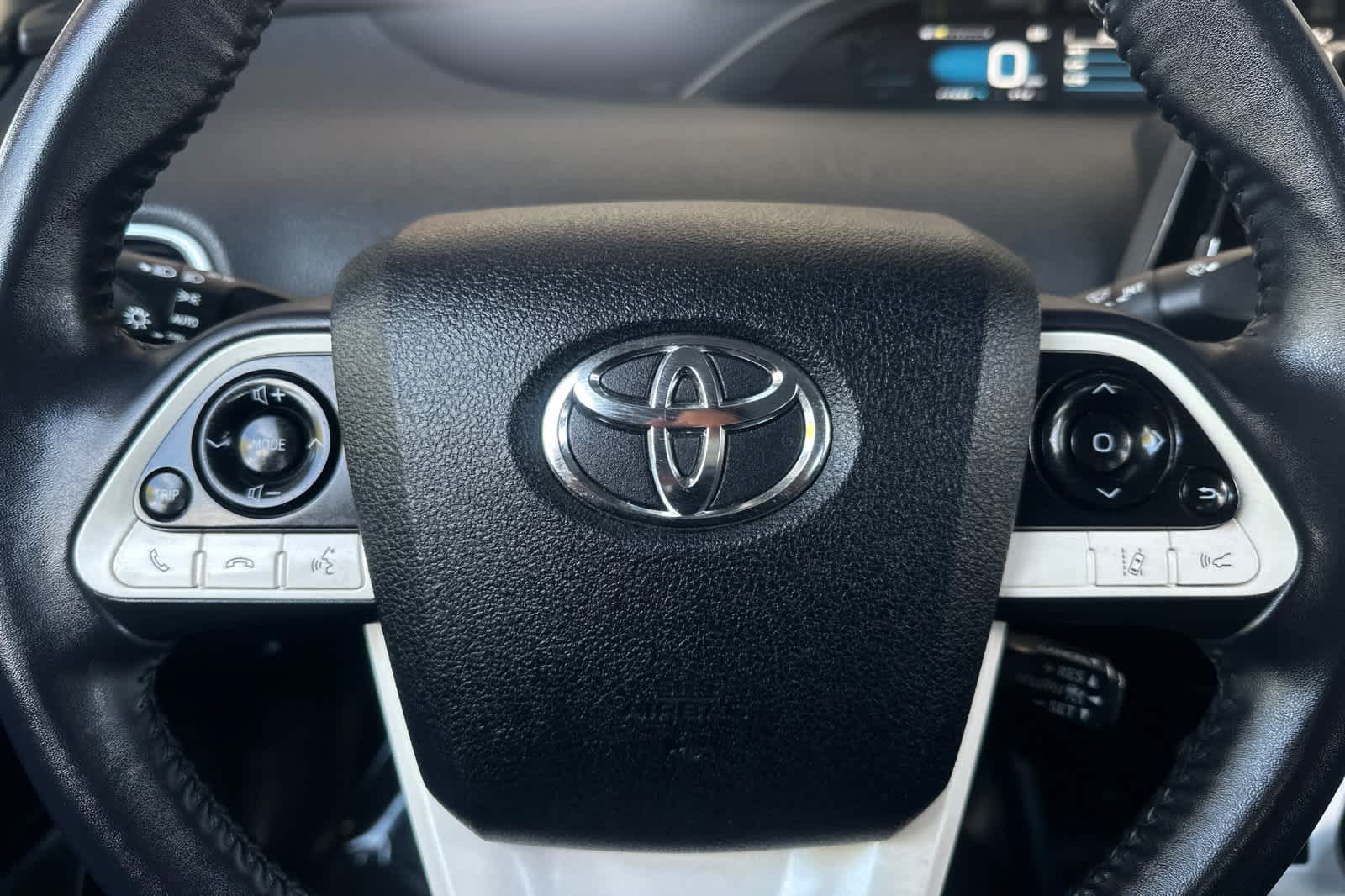 Thumbnail: 2019 Toyota Prius Prime - 26