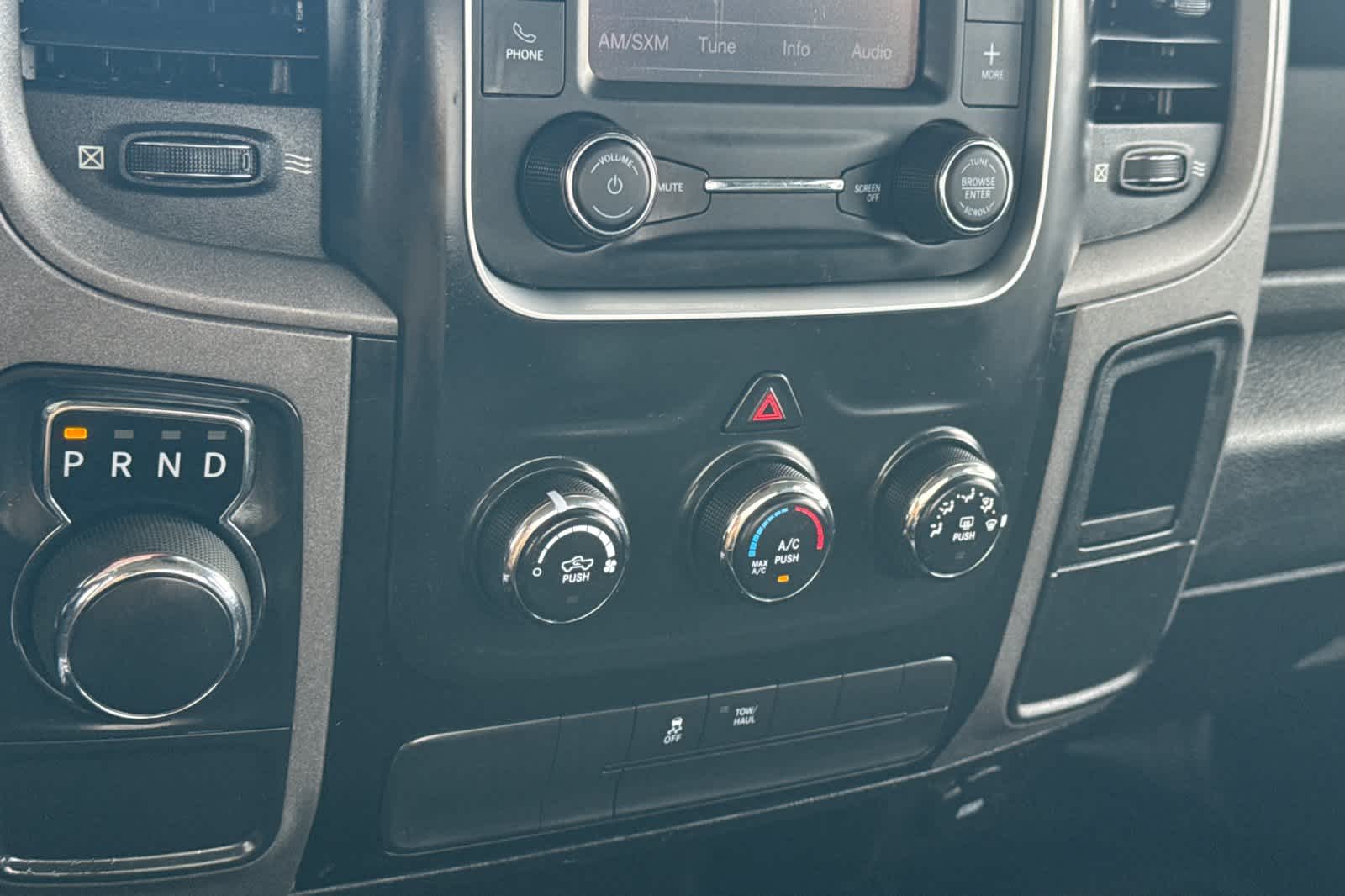 Thumbnail: 2022 RAM 1500 Classic - 19