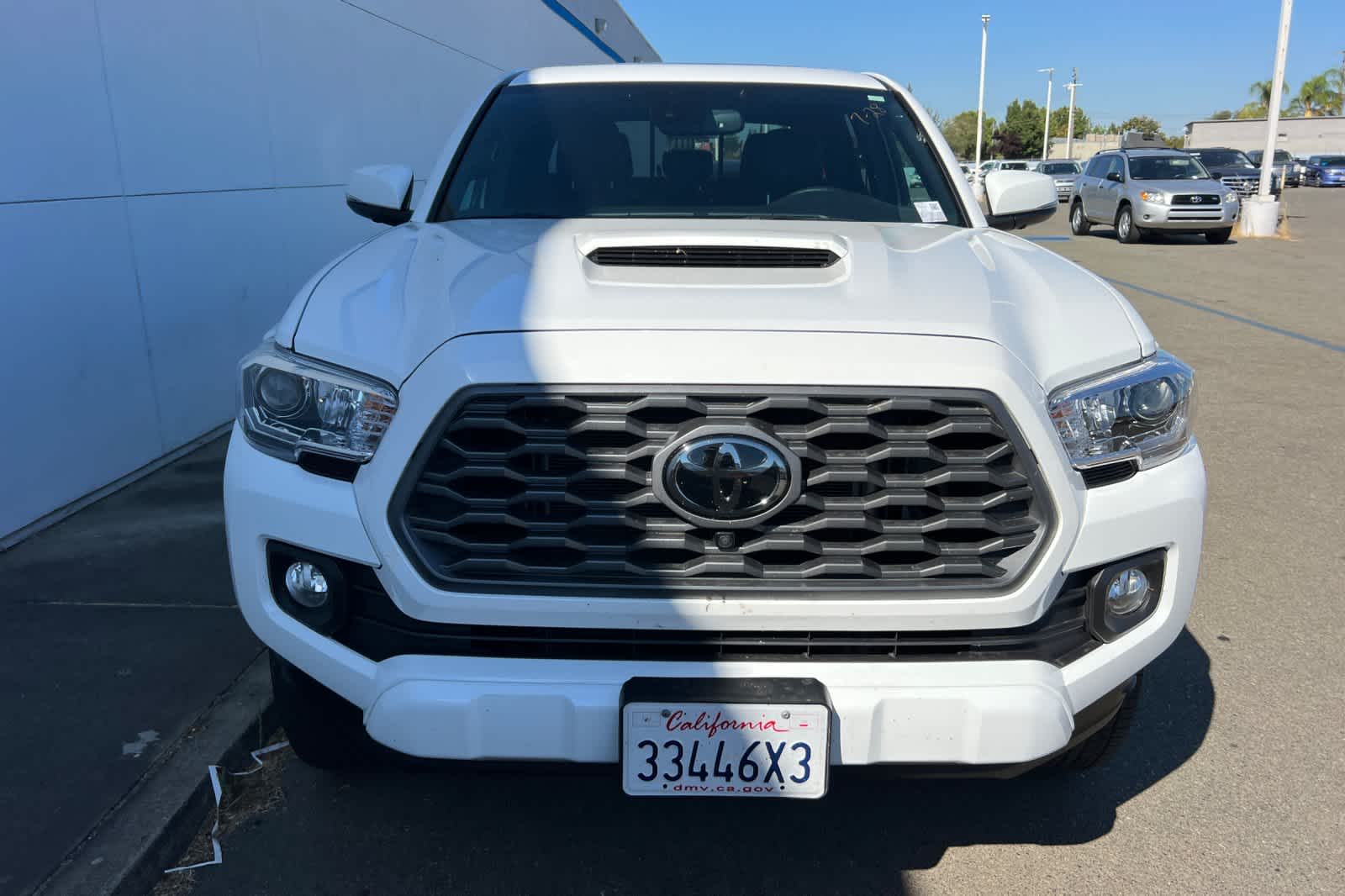 Thumbnail: 2023 Toyota Tacoma - 6