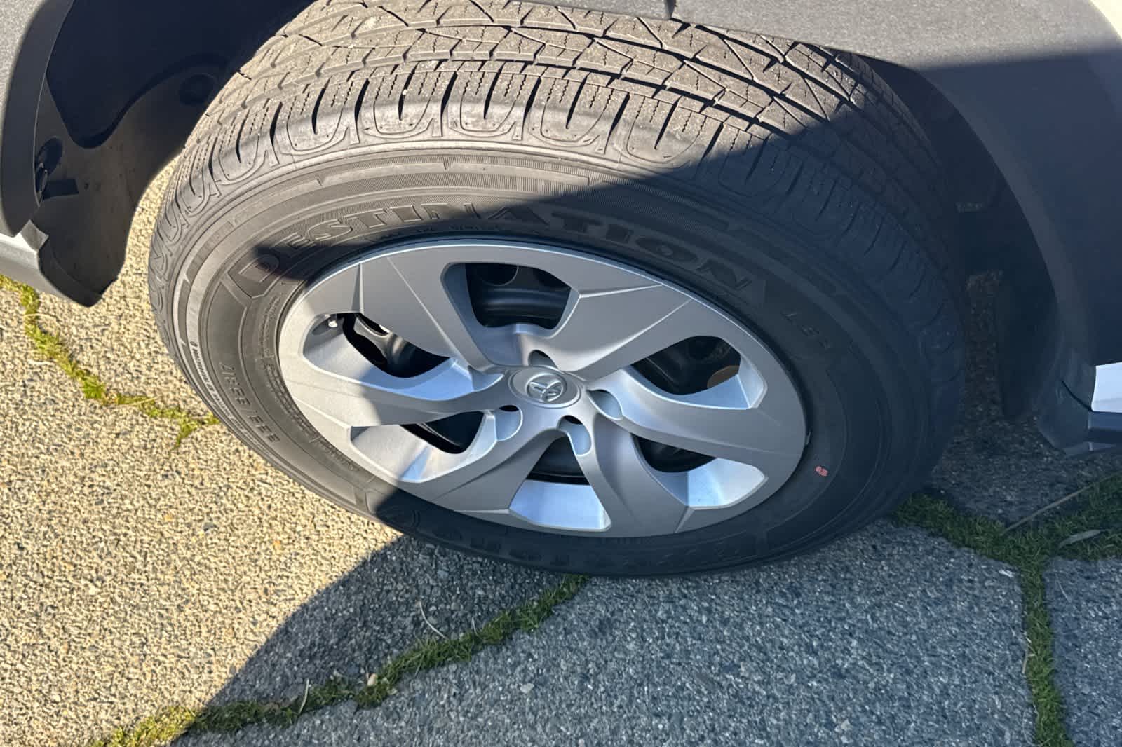 Thumbnail: 2024 Toyota RAV4 - 14