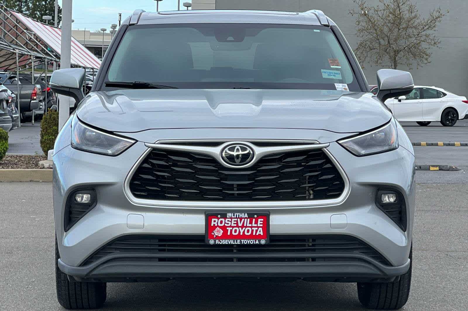 Thumbnail: 2024 Toyota Highlander - 10
