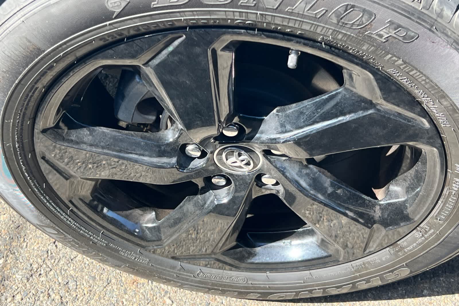 Thumbnail: 2019 Toyota RAV4 - 17