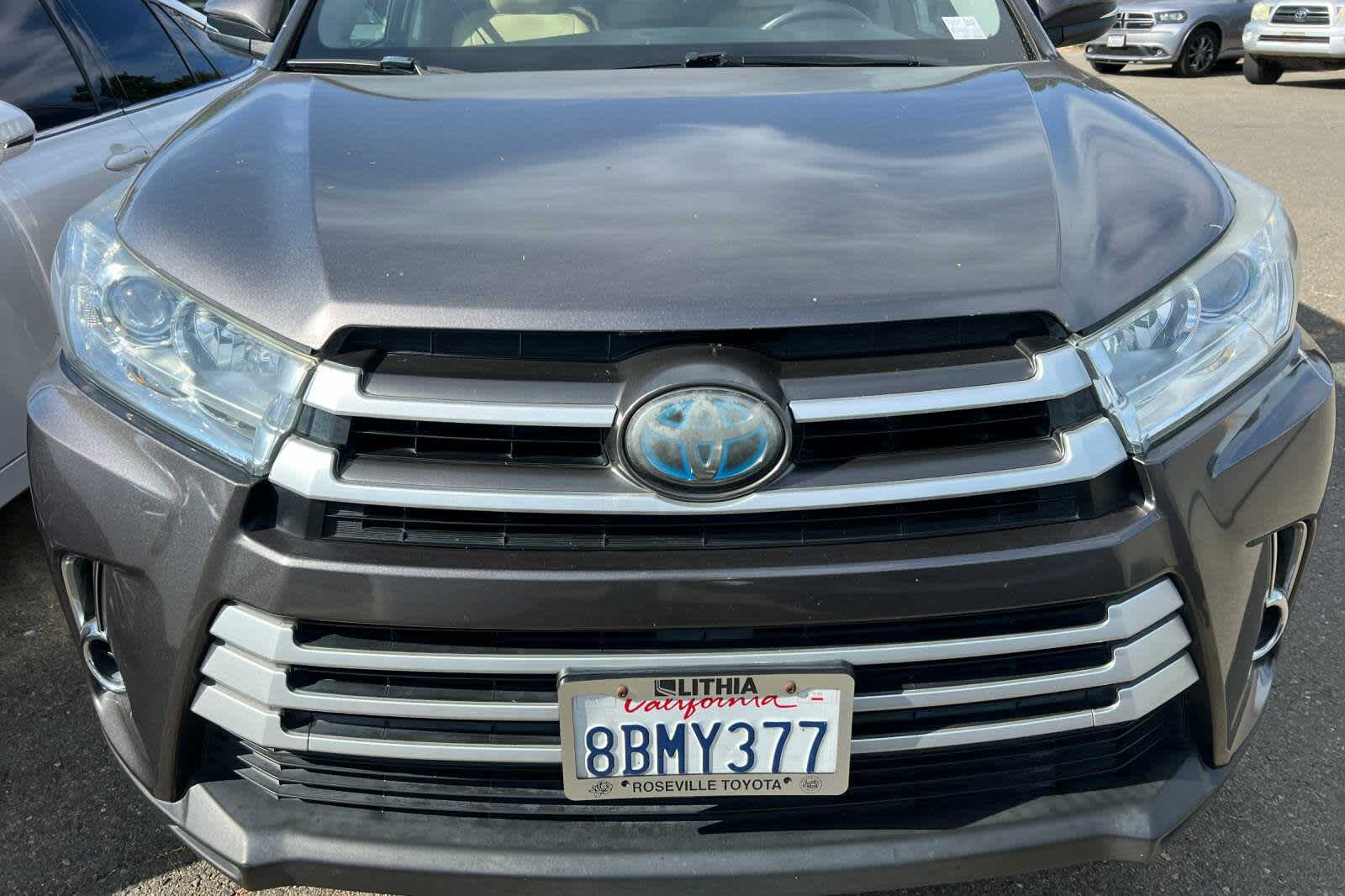 Thumbnail: 2017 Toyota Highlander - 9