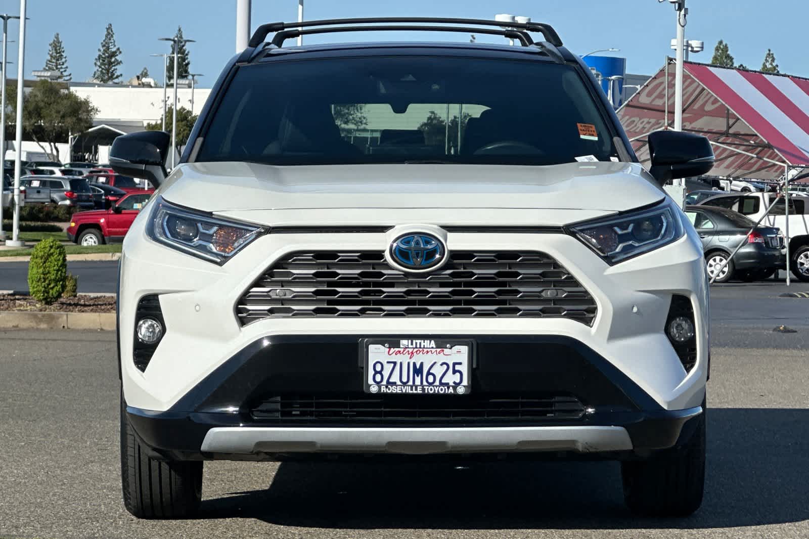 Thumbnail: 2021 Toyota RAV4 - 10
