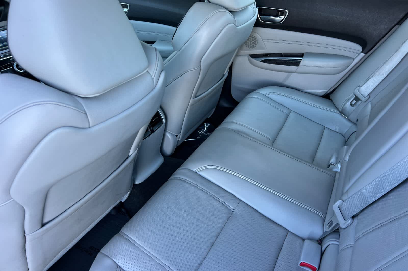 Thumbnail: 2018 Acura TLX - 4