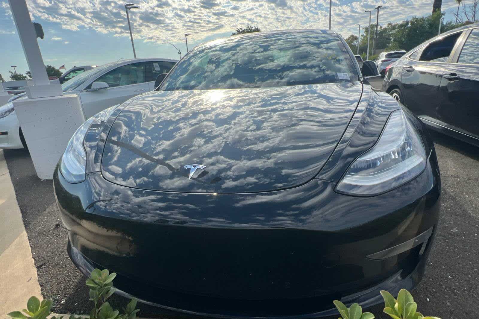 Thumbnail: 2019 Tesla Model 3 - 6