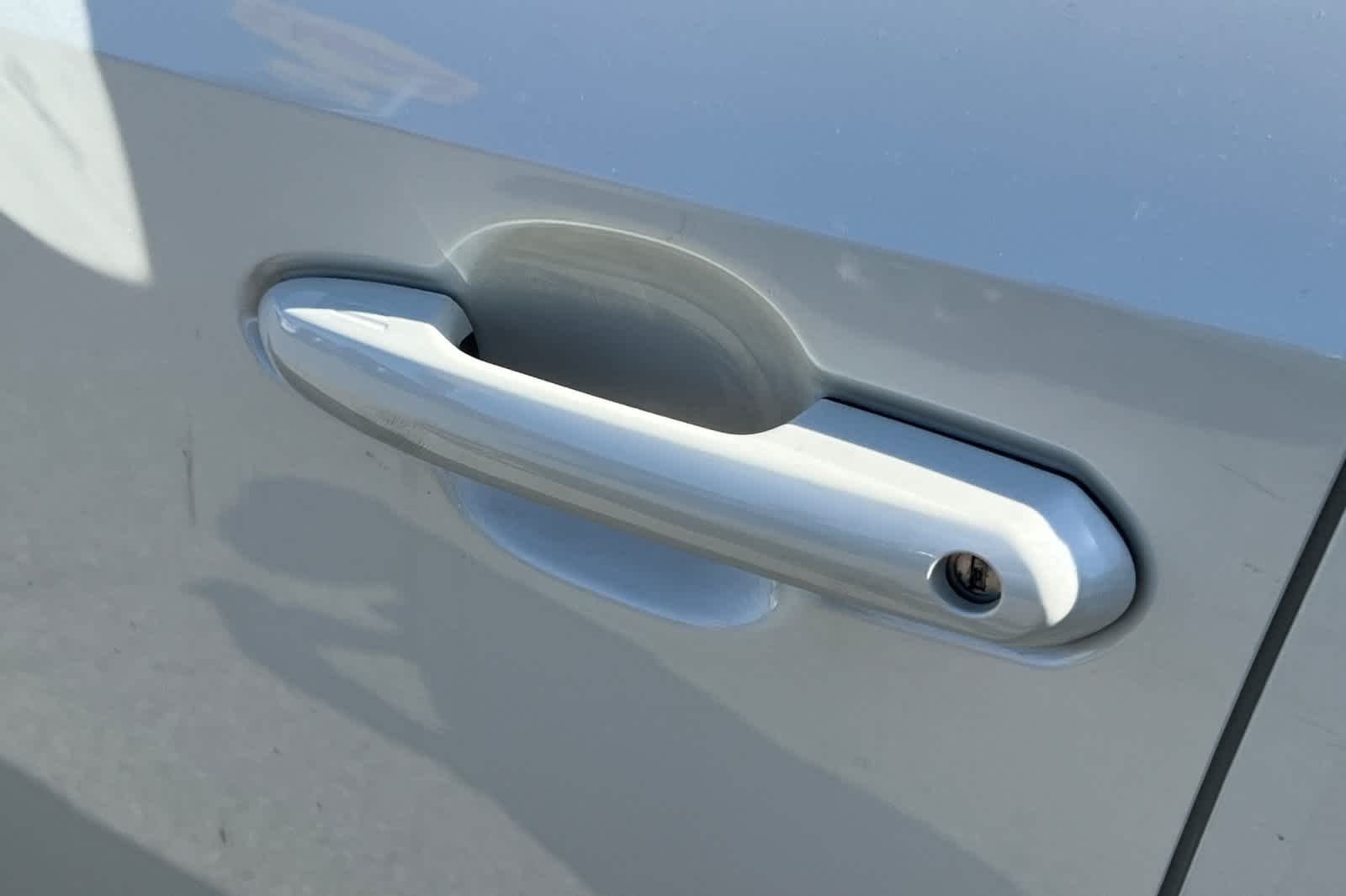 Thumbnail: 2019 Toyota RAV4 - 7