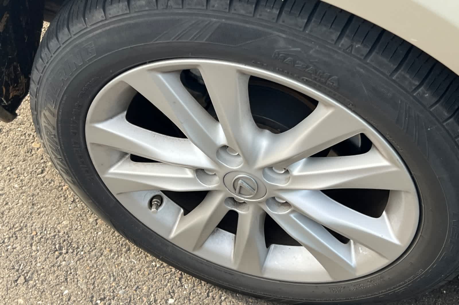 Thumbnail: 2010 Lexus ES - 14