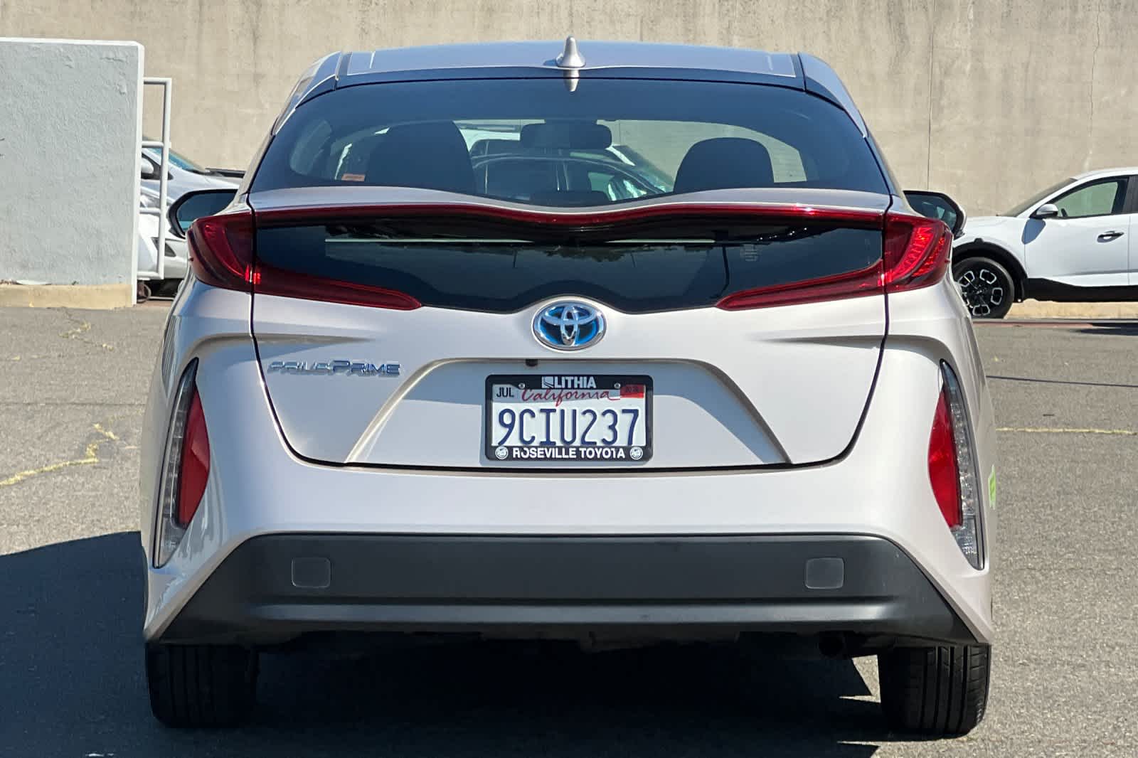 Thumbnail: 2022 Toyota Prius Prime - 8