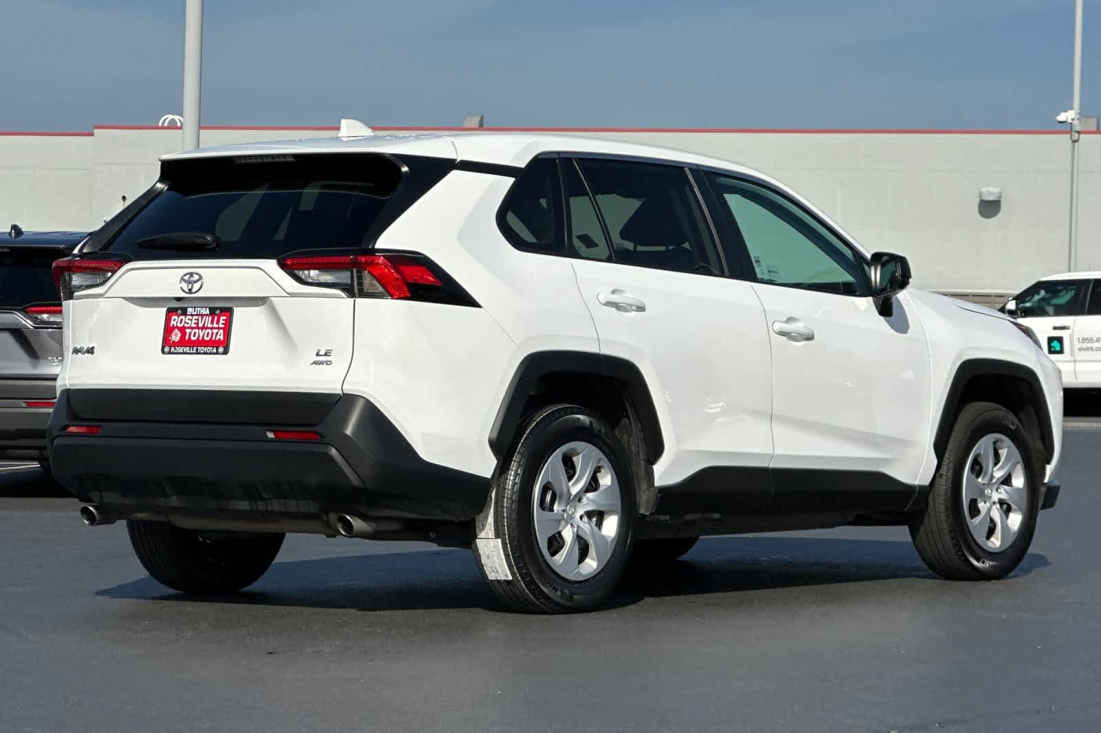 Thumbnail: 2024 Toyota RAV4 - 2
