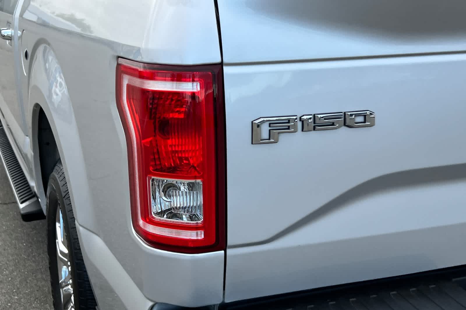 Thumbnail: 2016 Ford F-150 - 15