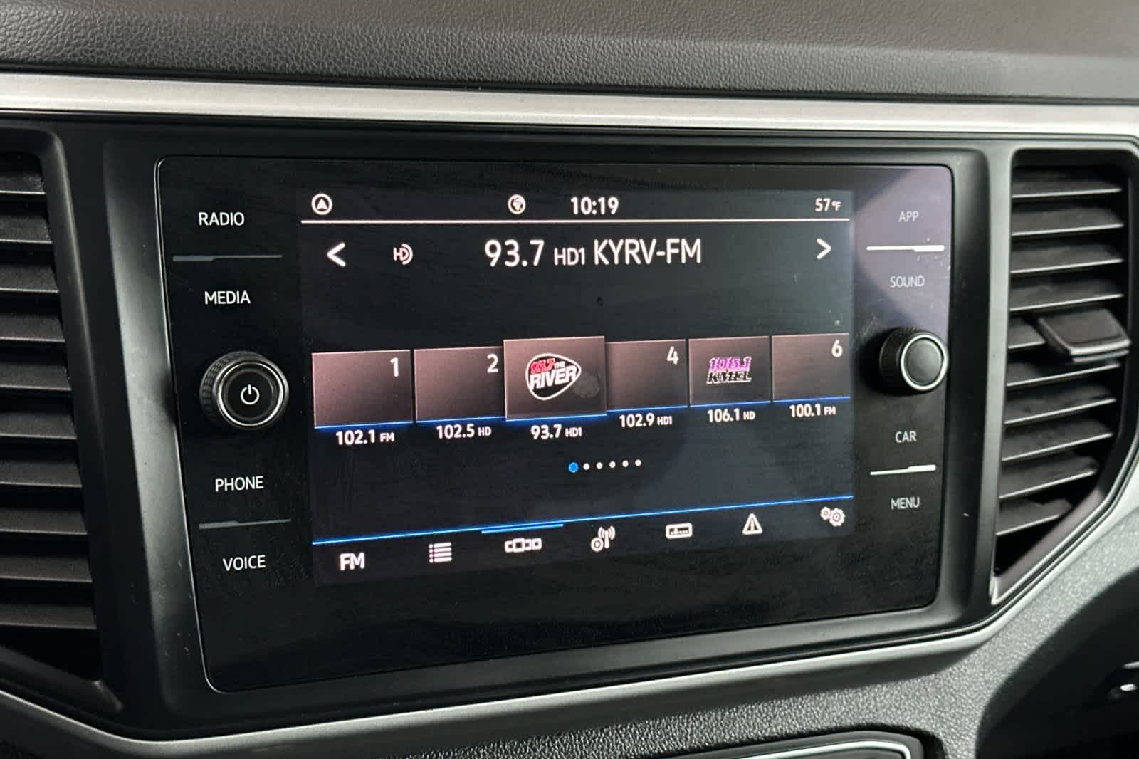 Thumbnail: 2021 Volkswagen Atlas - 20