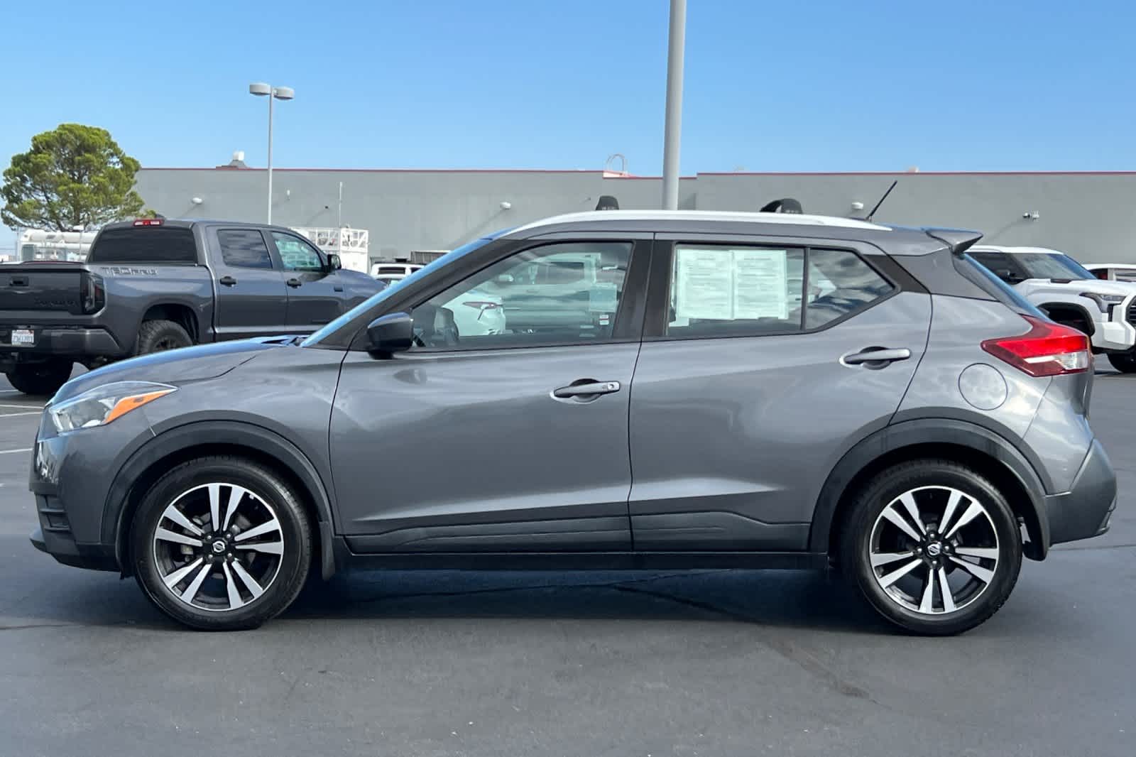 Thumbnail: 2019 Nissan Kicks - 9