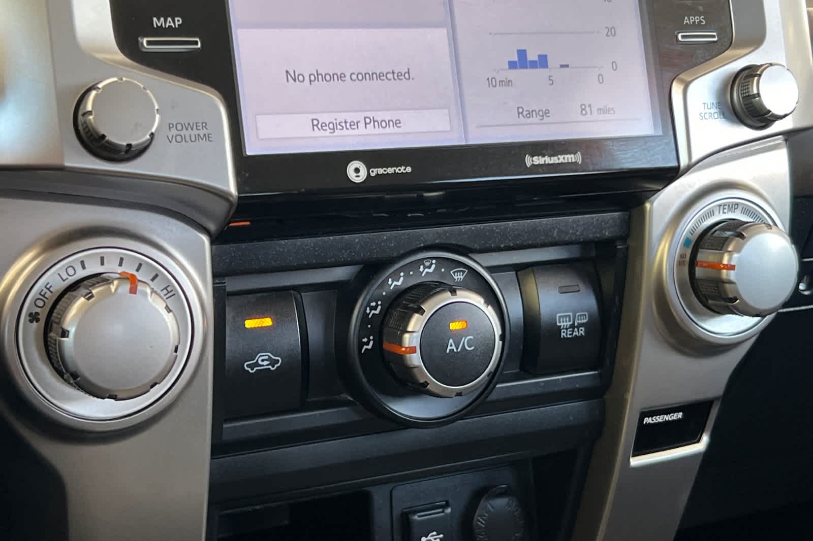 Thumbnail: 2022 Toyota 4Runner - 22