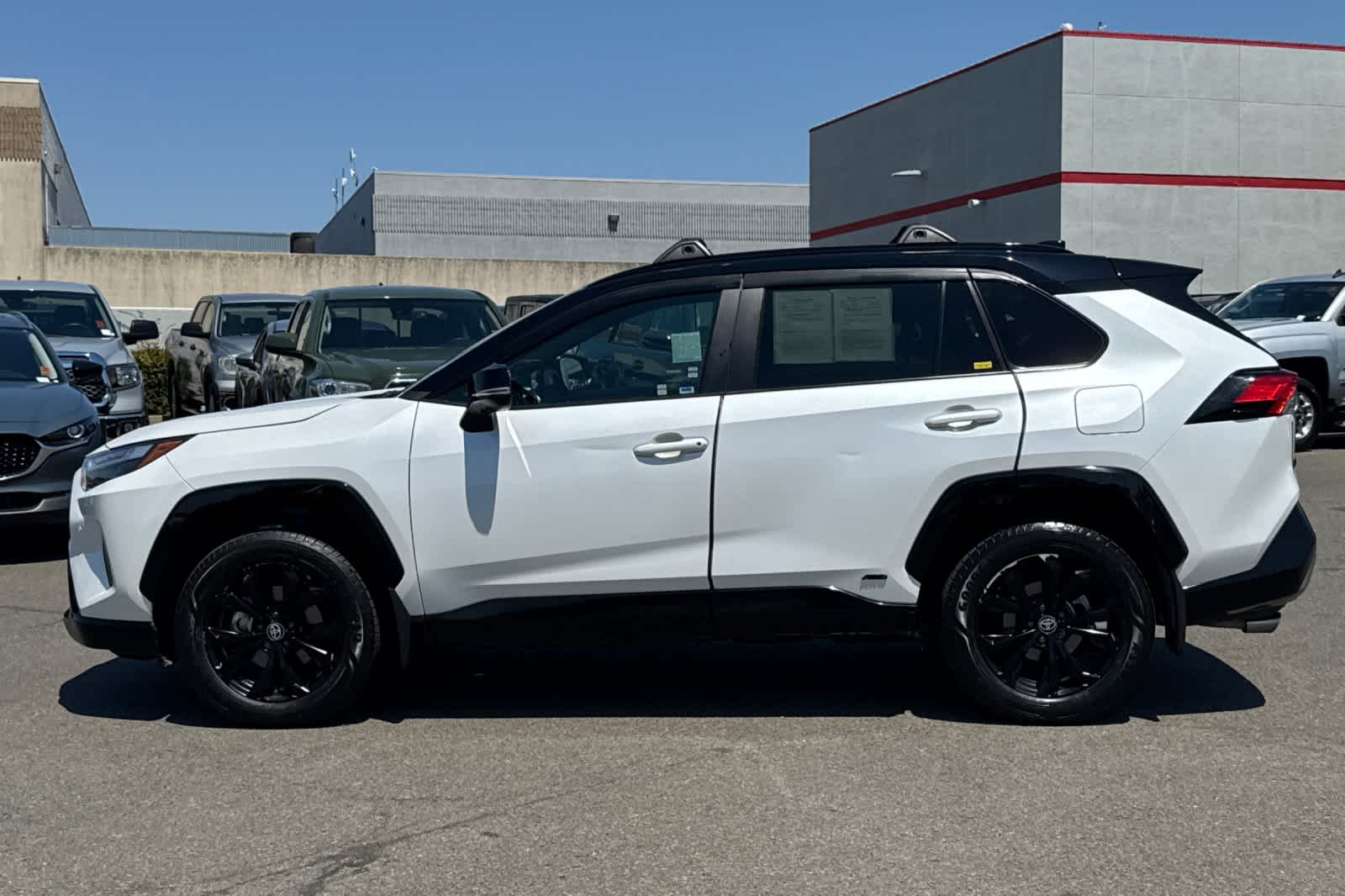 Thumbnail: 2023 Toyota RAV4 - 9