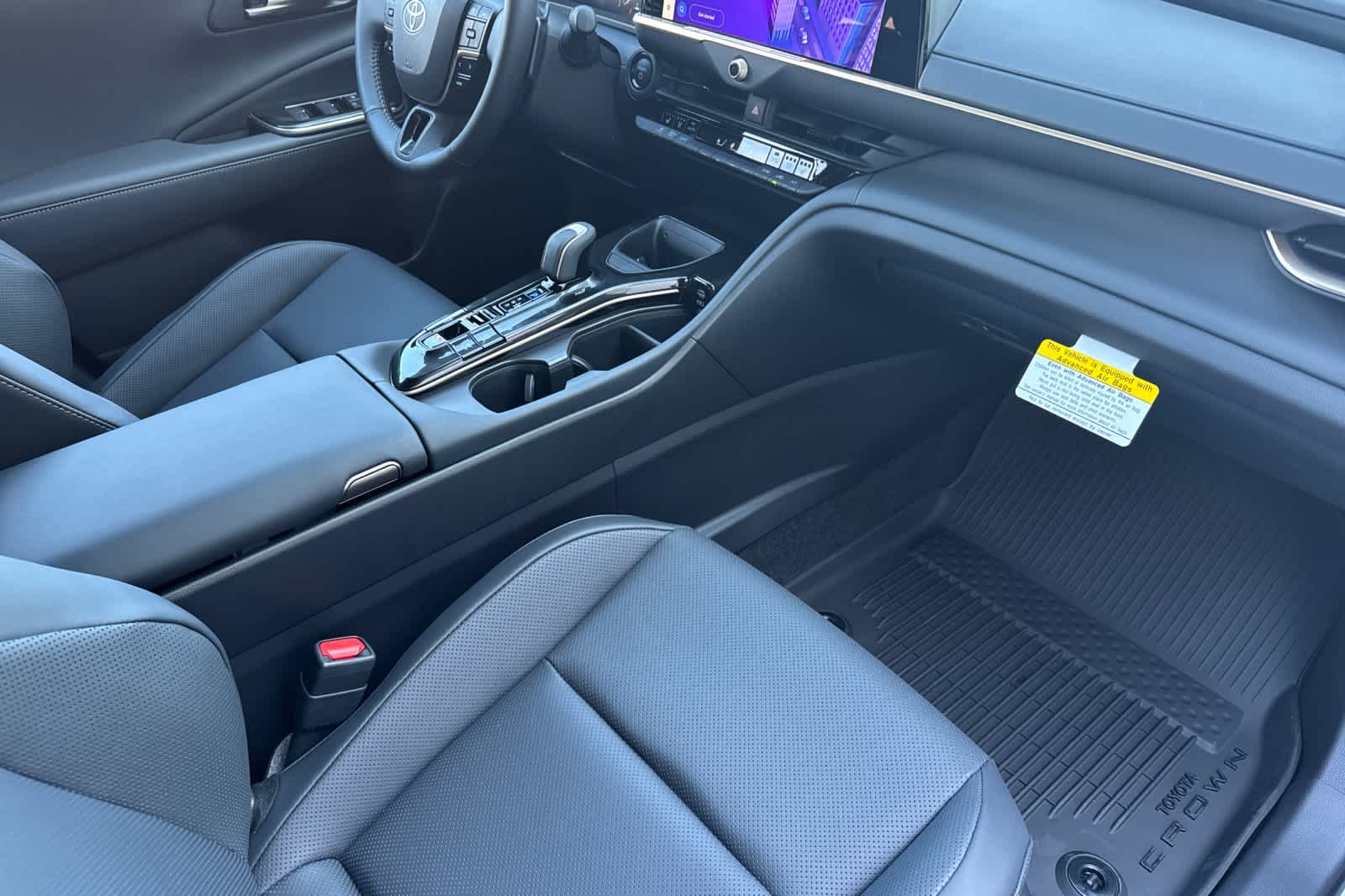 Thumbnail: 2025 Toyota Crown Signia - 16