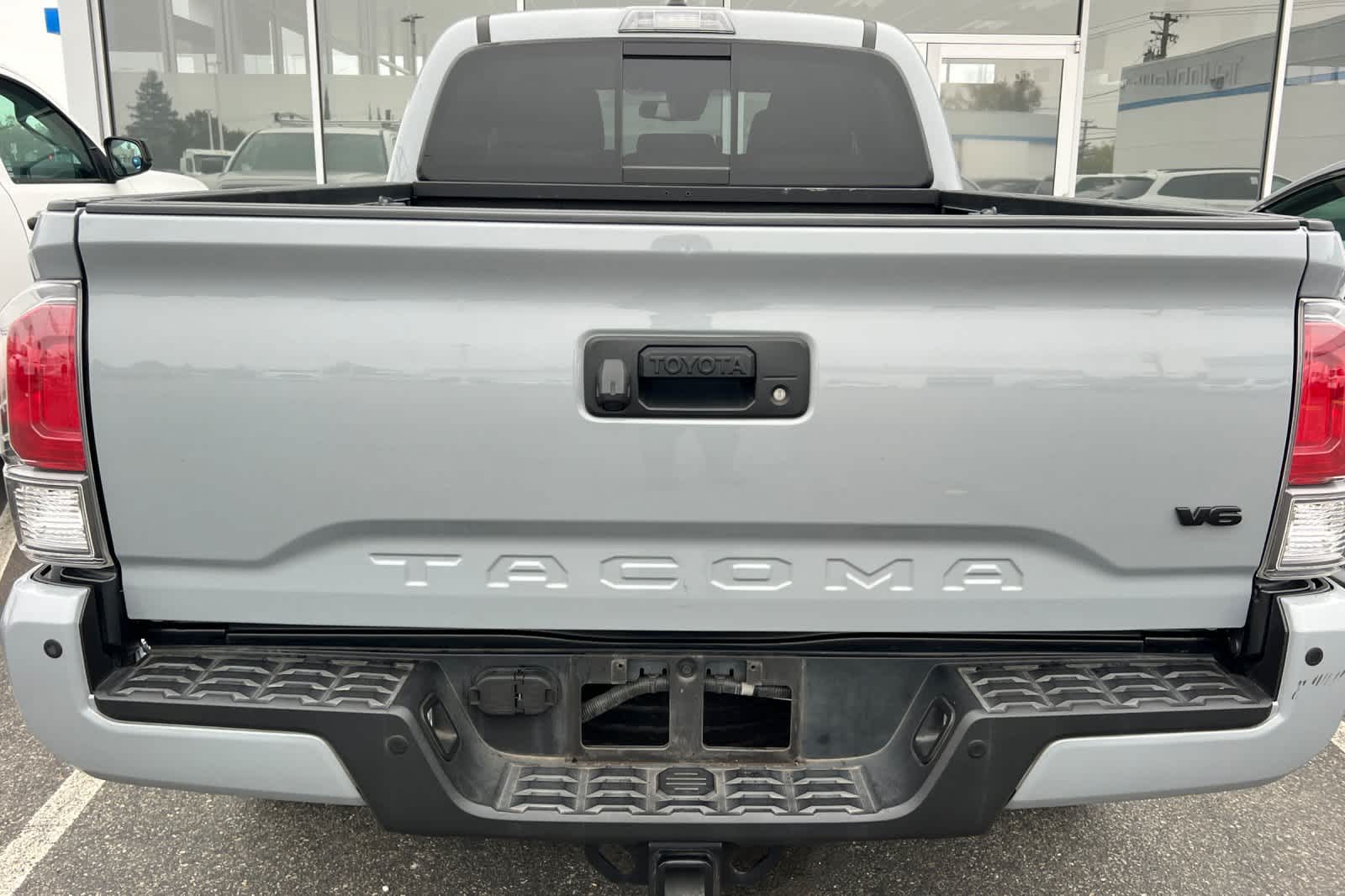 Thumbnail: 2020 Toyota Tacoma - 16