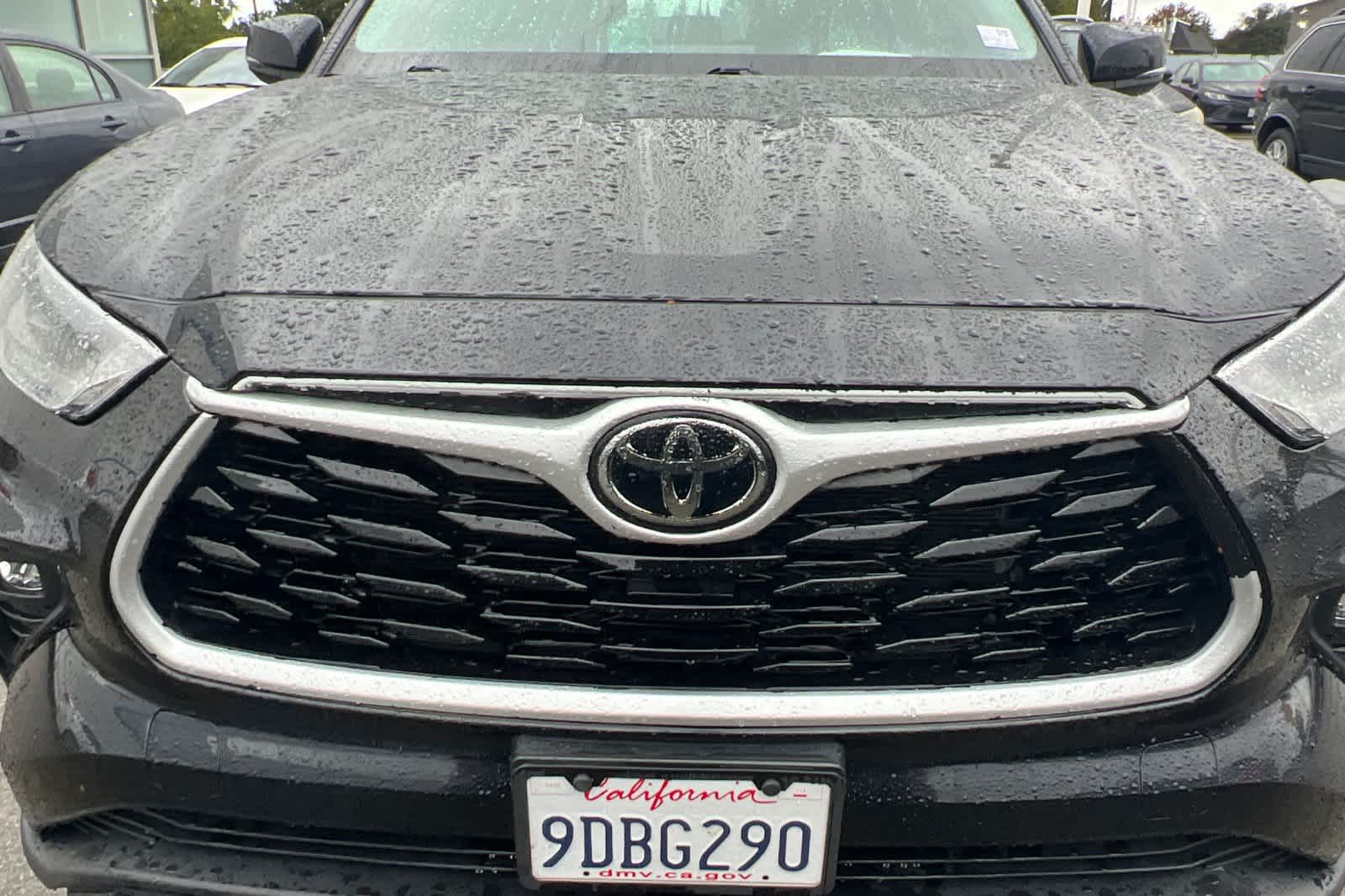 Thumbnail: 2022 Toyota Highlander - 9