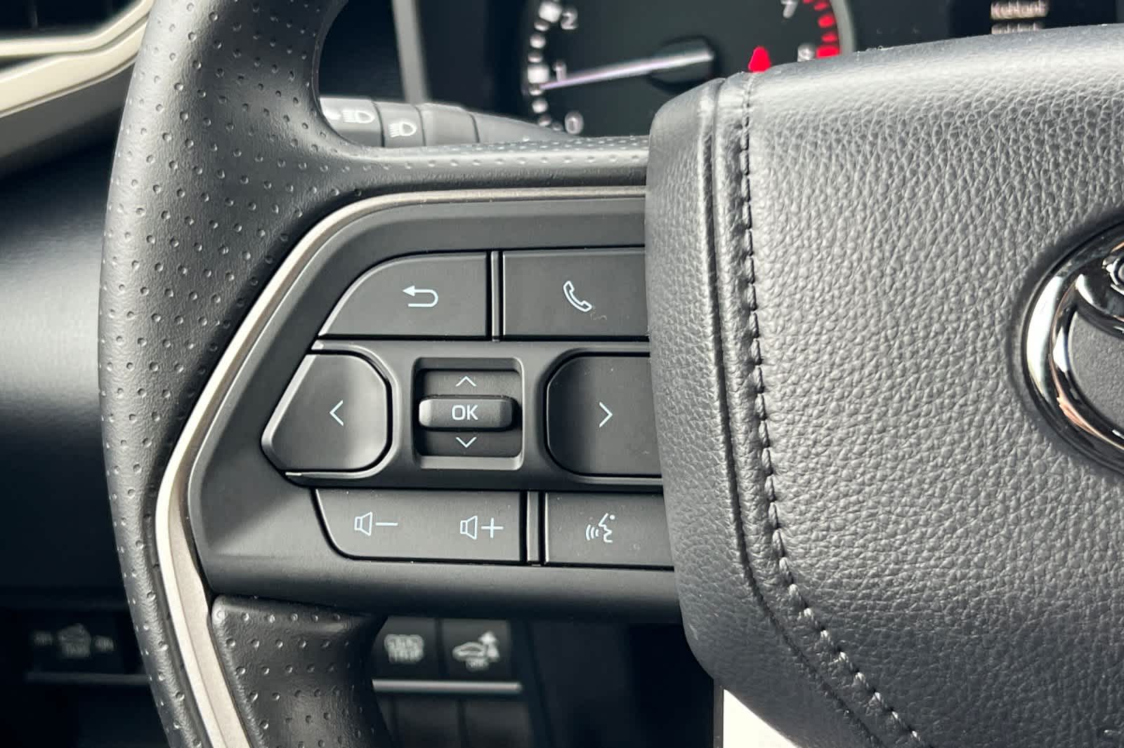 Thumbnail: 2026 Toyota Tundra - 25