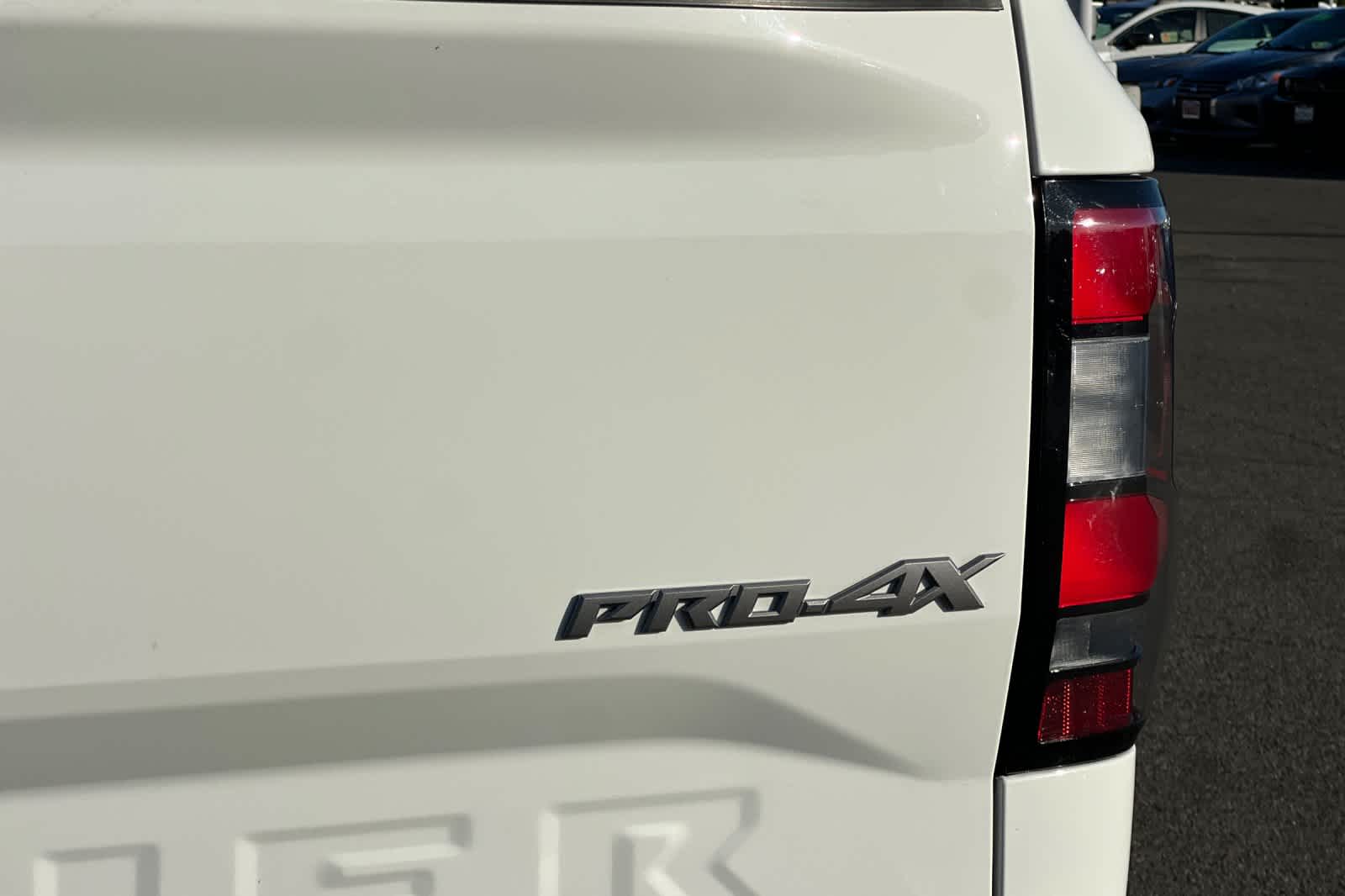 Thumbnail: 2023 Nissan Frontier - 28