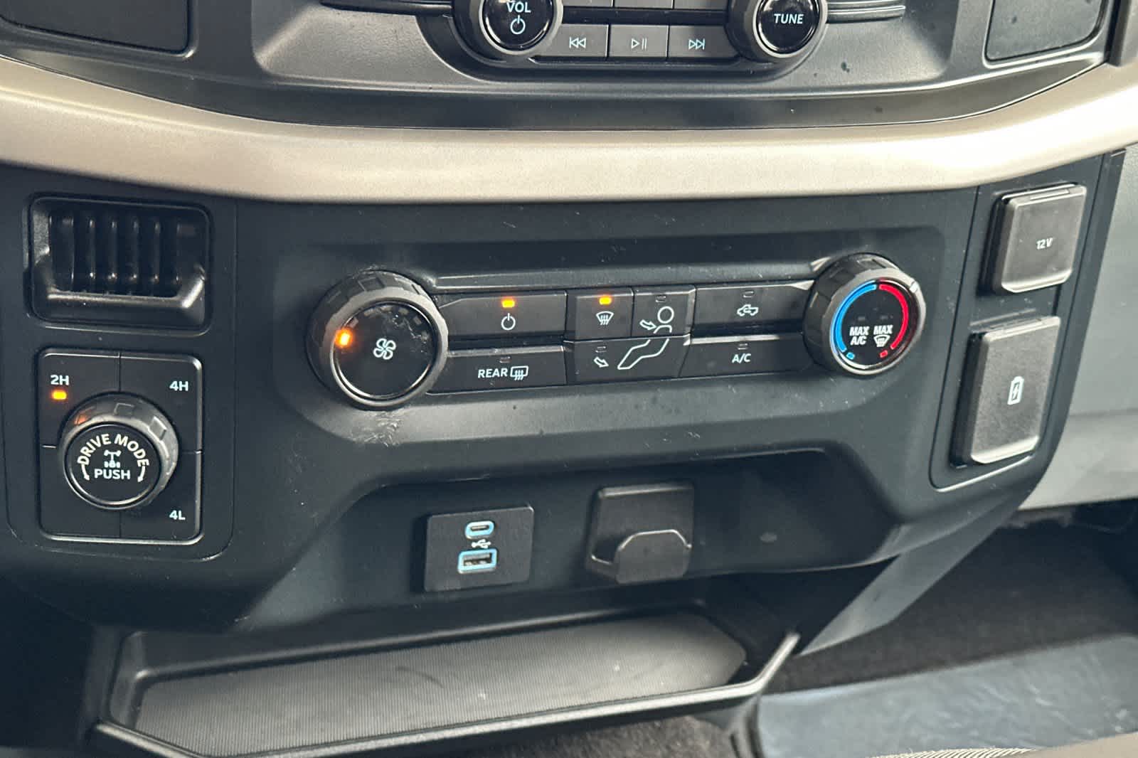 Thumbnail: 2022 Ford F-150 - 21