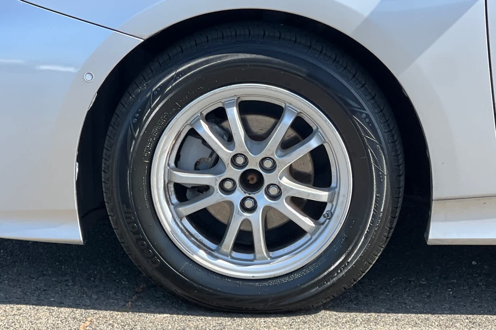 Thumbnail: 2017 Toyota Prius - 30