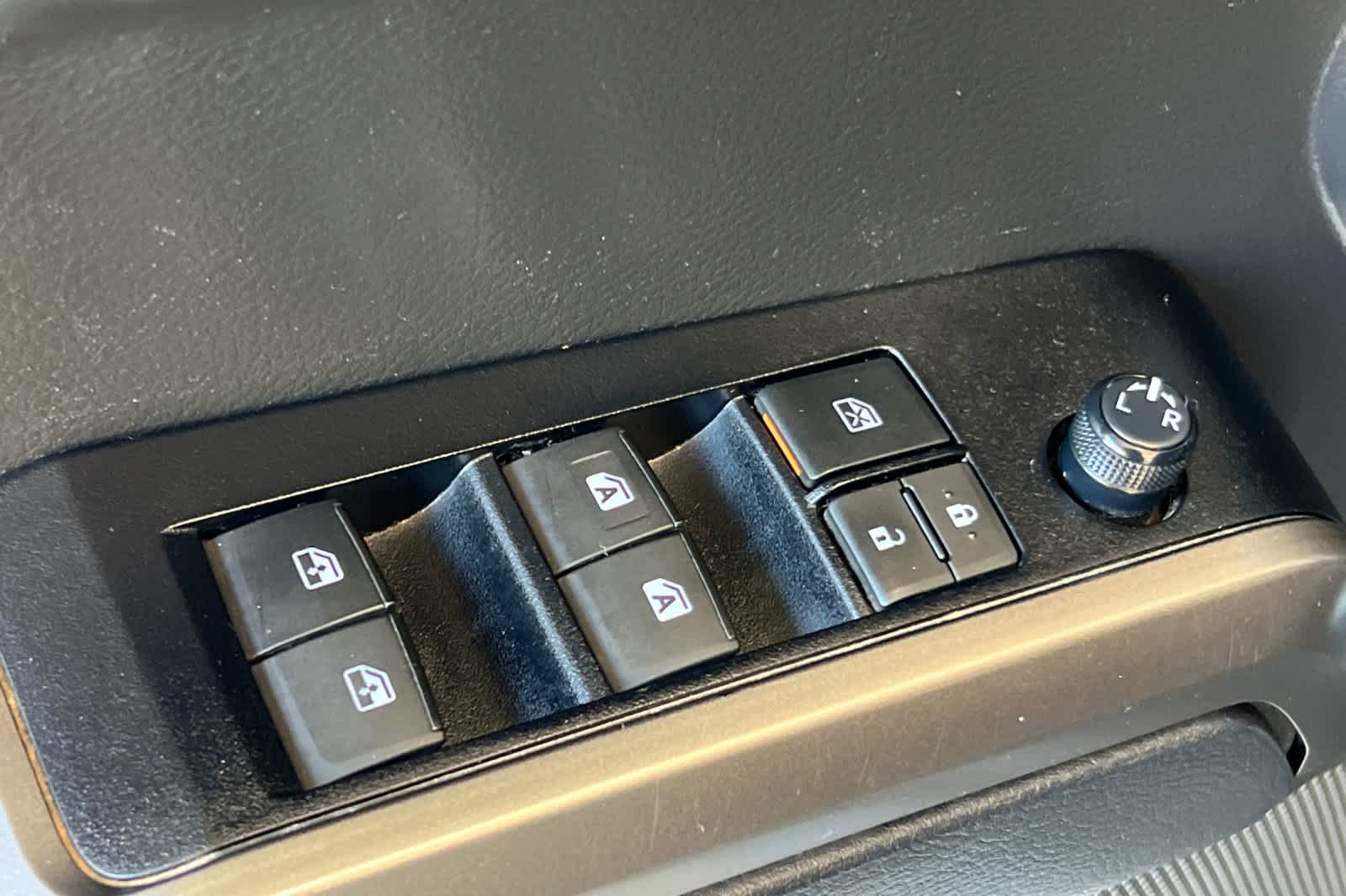 Thumbnail: 2023 Toyota Tacoma - 13