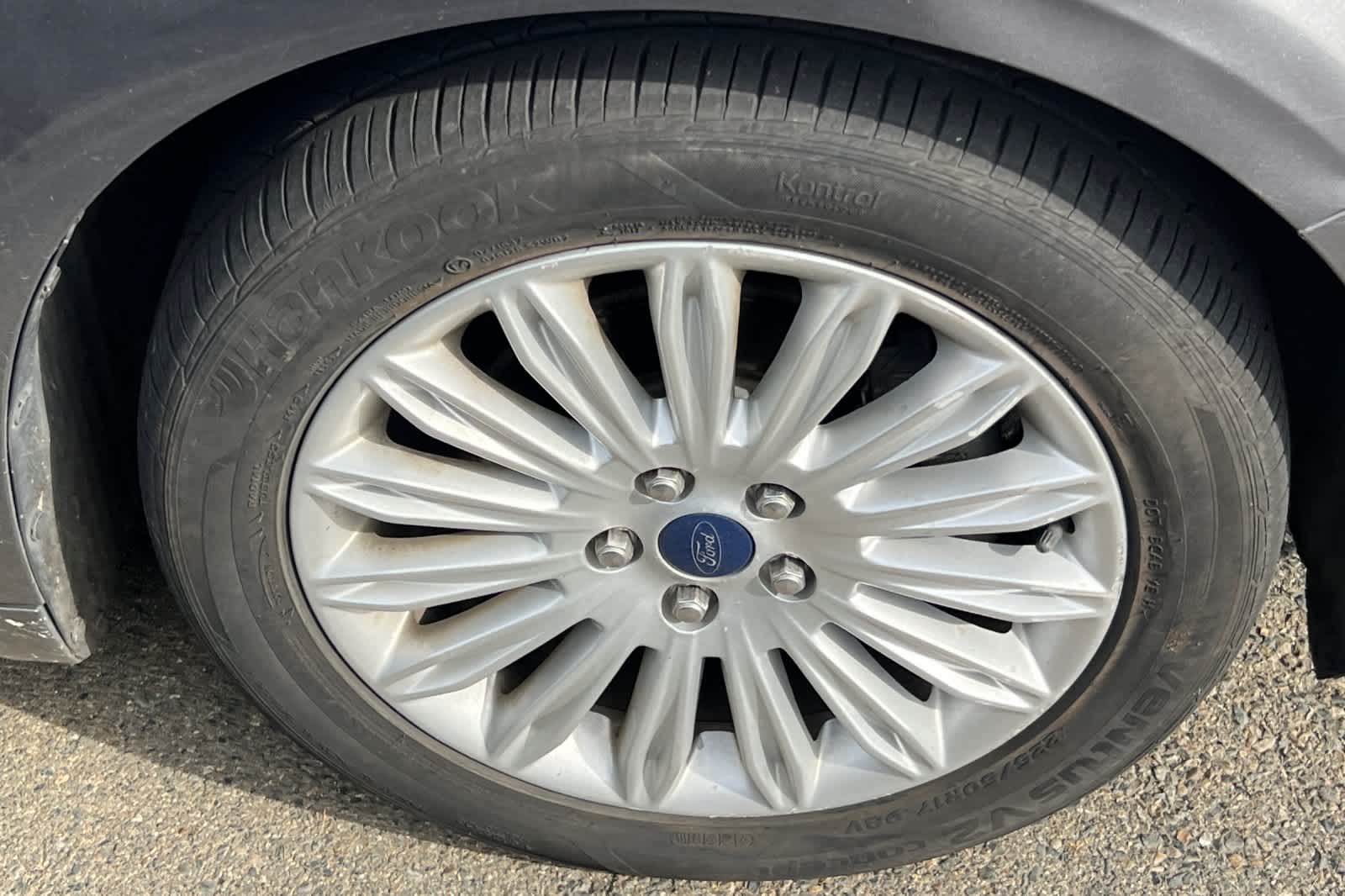 Thumbnail: 2014 Ford Fusion - 15